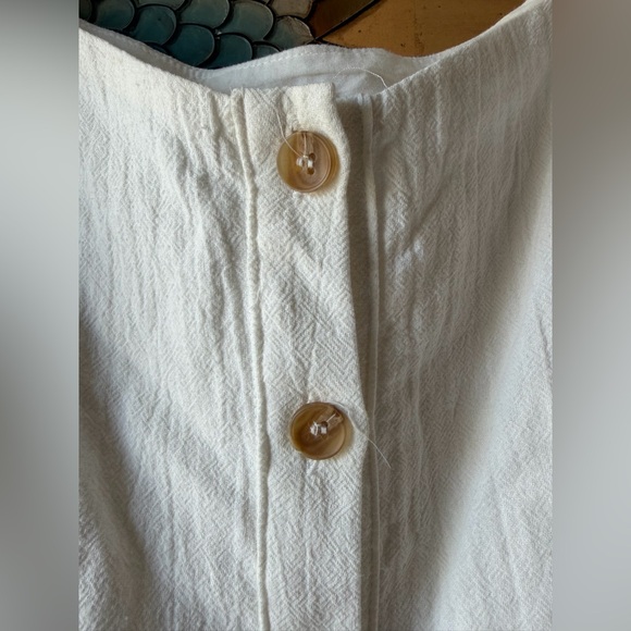 Urban Outfitters Maria White Puff Sleeve Button Front Midi Dress - Size M - Picture 3 of 6